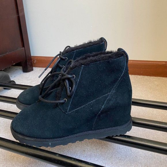 UGG Women Classic Femme 1126674 Lace Up Suede Boots - NEW NWOB - Picture 4 of 9